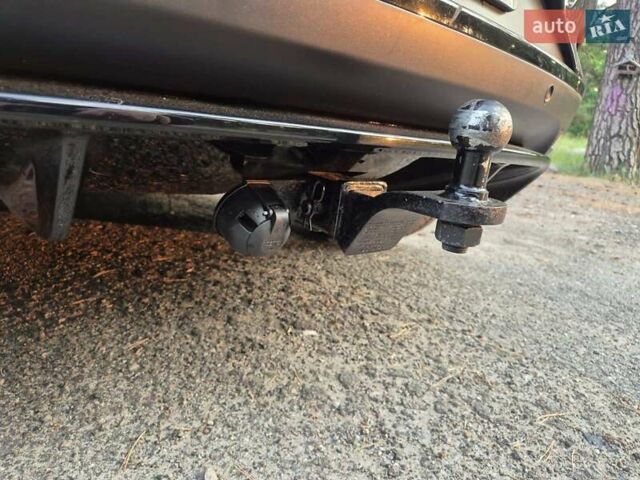 Черный Ягуар I-Pace, объемом двигателя 0 л и пробегом 123 тыс. км за 26500 $, фото 7 на Automoto.ua