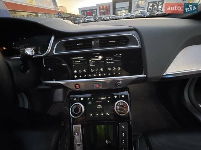 Черный Ягуар I-Pace, объемом двигателя 0 л и пробегом 120 тыс. км за 26000 $, фото 9 на Automoto.ua