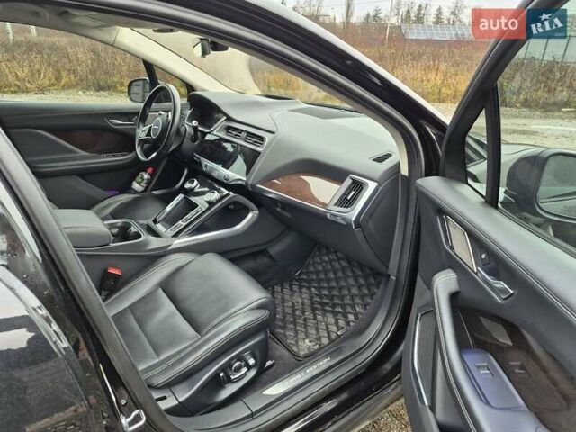 Черный Ягуар I-Pace, объемом двигателя 0 л и пробегом 115 тыс. км за 24800 $, фото 17 на Automoto.ua