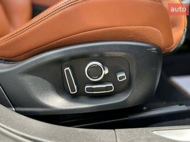 Черный Ягуар I-Pace, объемом двигателя 0 л и пробегом 61 тыс. км за 29000 $, фото 22 на Automoto.ua