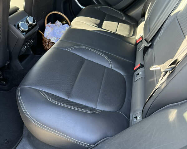 Черный Ягуар I-Pace, объемом двигателя 0 л и пробегом 177 тыс. км за 25500 $, фото 19 на Automoto.ua