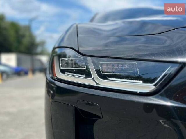 Черный Ягуар I-Pace, объемом двигателя 0 л и пробегом 61 тыс. км за 29000 $, фото 6 на Automoto.ua