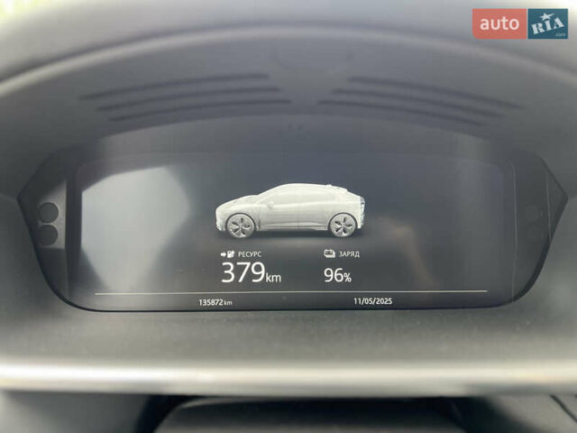 Черный Ягуар I-Pace, объемом двигателя 0 л и пробегом 132 тыс. км за 19500 $, фото 12 на Automoto.ua