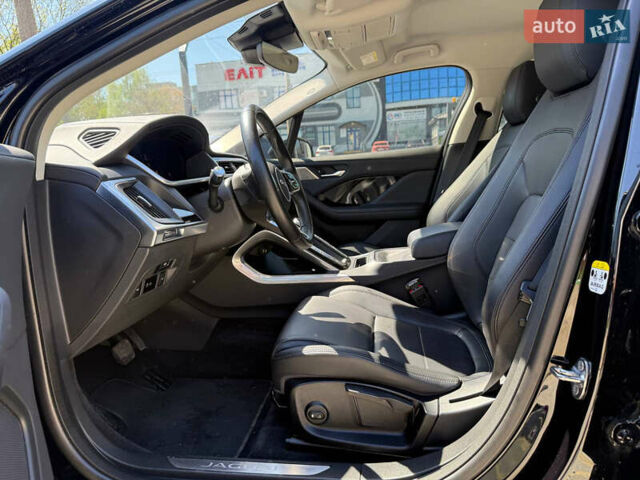 Черный Ягуар I-Pace, объемом двигателя 0 л и пробегом 132 тыс. км за 19500 $, фото 4 на Automoto.ua