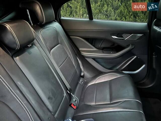 Черный Ягуар I-Pace, объемом двигателя 0 л и пробегом 110 тыс. км за 40000 $, фото 17 на Automoto.ua