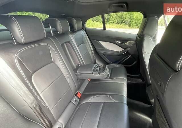 Черный Ягуар I-Pace, объемом двигателя 0 л и пробегом 152 тыс. км за 23500 $, фото 29 на Automoto.ua