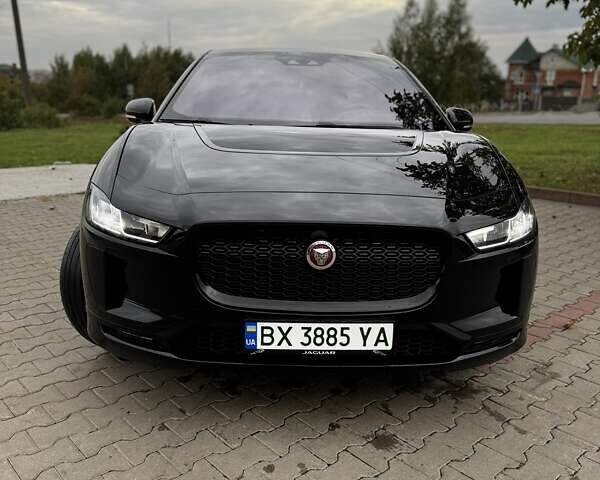 Черный Ягуар I-Pace, объемом двигателя 0 л и пробегом 185 тыс. км за 23000 $, фото 1 на Automoto.ua