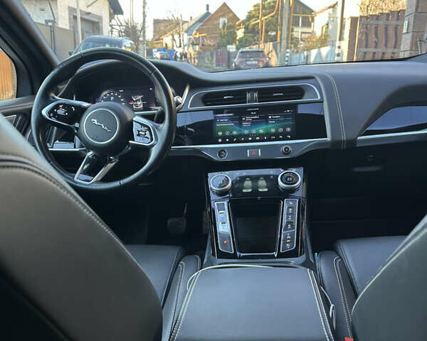 Черный Ягуар I-Pace, объемом двигателя 0 л и пробегом 109 тыс. км за 24950 $, фото 8 на Automoto.ua