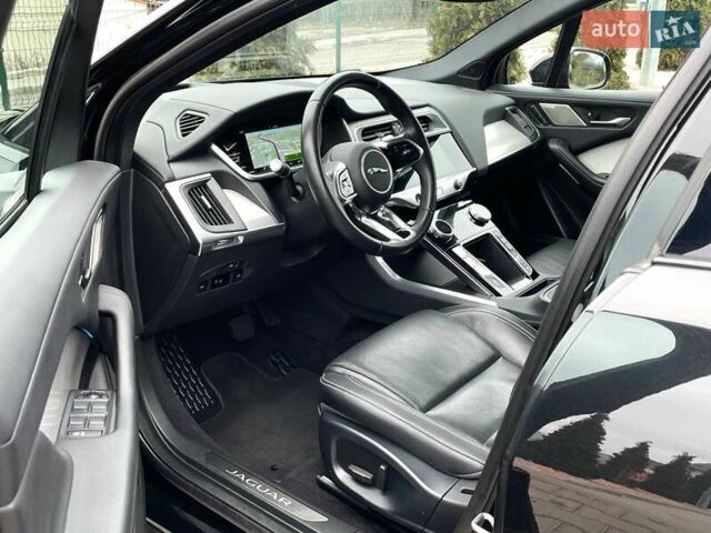 Черный Ягуар I-Pace, объемом двигателя 0 л и пробегом 68 тыс. км за 24499 $, фото 32 на Automoto.ua