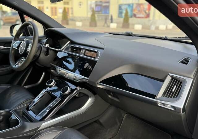 Черный Ягуар I-Pace, объемом двигателя 0 л и пробегом 155 тыс. км за 27000 $, фото 5 на Automoto.ua