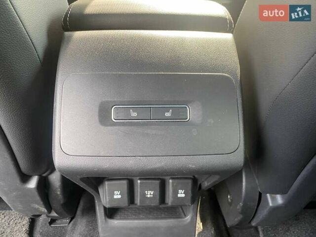 Чорний Ягуар I-Pace, об'ємом двигуна 0 л та пробігом 90 тис. км за 25800 $, фото 33 на Automoto.ua