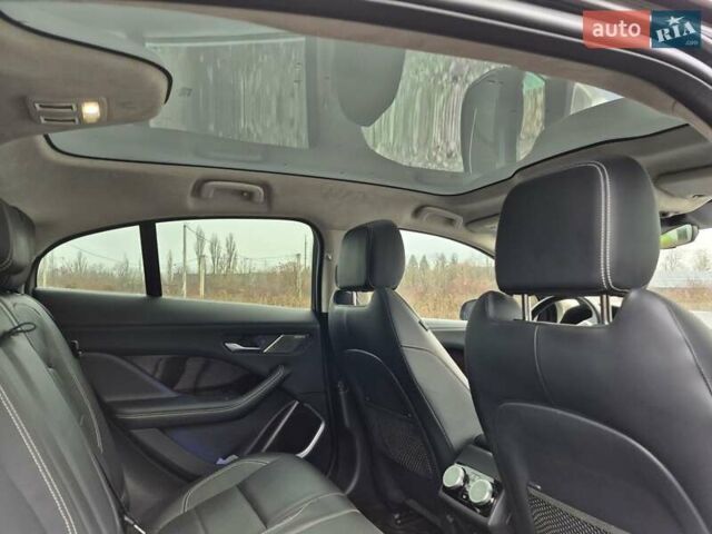 Черный Ягуар I-Pace, объемом двигателя 0 л и пробегом 115 тыс. км за 24800 $, фото 19 на Automoto.ua