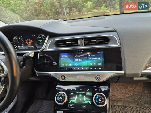 Черный Ягуар I-Pace, объемом двигателя 0 л и пробегом 123 тыс. км за 26500 $, фото 17 на Automoto.ua
