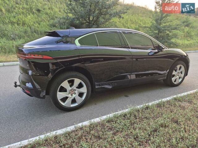 Черный Ягуар I-Pace, объемом двигателя 0 л и пробегом 115 тыс. км за 26500 $, фото 16 на Automoto.ua