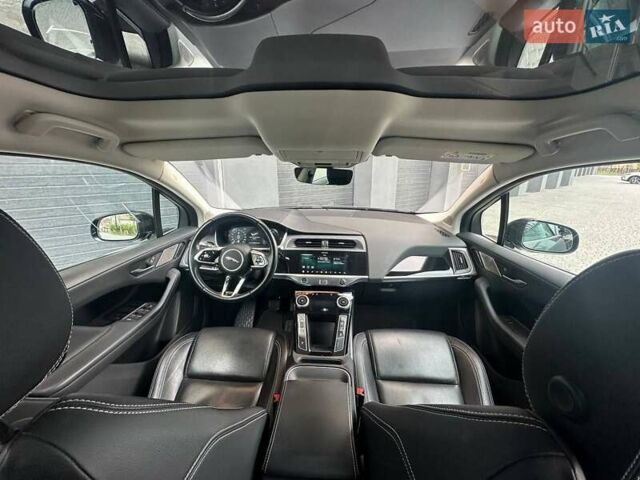 Черный Ягуар I-Pace, объемом двигателя 0 л и пробегом 188 тыс. км за 17500 $, фото 31 на Automoto.ua