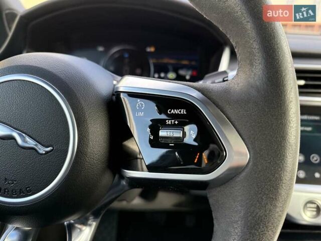 Черный Ягуар I-Pace, объемом двигателя 0 л и пробегом 155 тыс. км за 27000 $, фото 19 на Automoto.ua