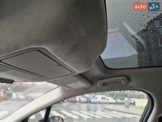 Черный Ягуар I-Pace, объемом двигателя 0 л и пробегом 115 тыс. км за 24800 $, фото 29 на Automoto.ua