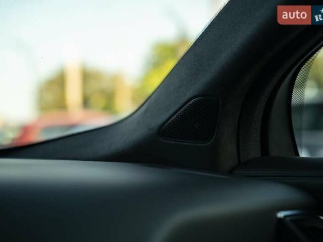 Черный Ягуар I-Pace, объемом двигателя 0 л и пробегом 102 тыс. км за 28900 $, фото 39 на Automoto.ua