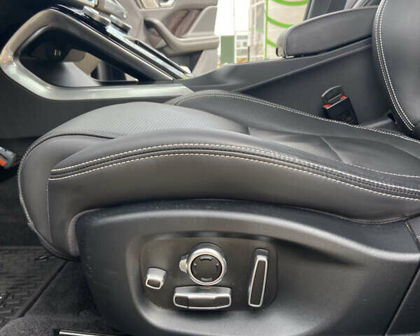 Чорний Ягуар I-Pace, об'ємом двигуна 0 л та пробігом 172 тис. км за 23500 $, фото 21 на Automoto.ua