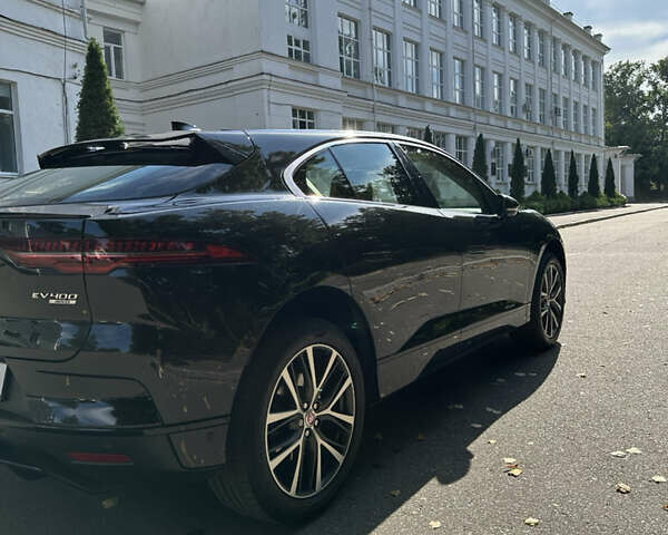 Черный Ягуар I-Pace, объемом двигателя 0 л и пробегом 141 тыс. км за 27000 $, фото 3 на Automoto.ua