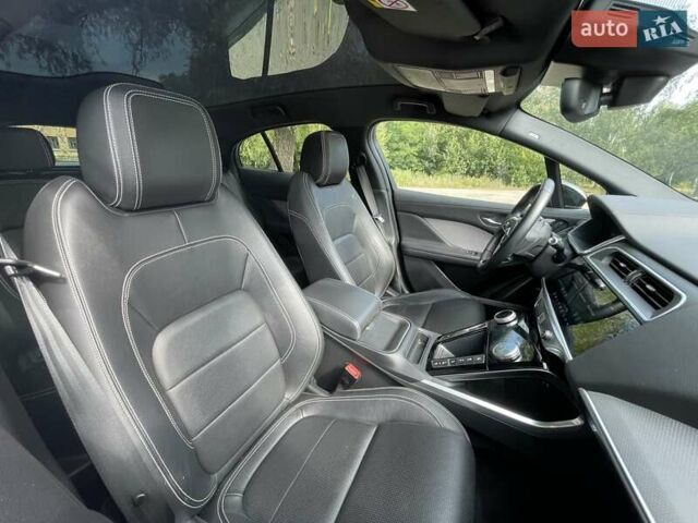 Черный Ягуар I-Pace, объемом двигателя 0 л и пробегом 152 тыс. км за 23500 $, фото 27 на Automoto.ua