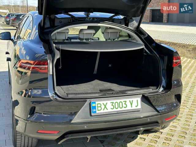 Черный Ягуар I-Pace, объемом двигателя 0 л и пробегом 175 тыс. км за 28900 $, фото 25 на Automoto.ua