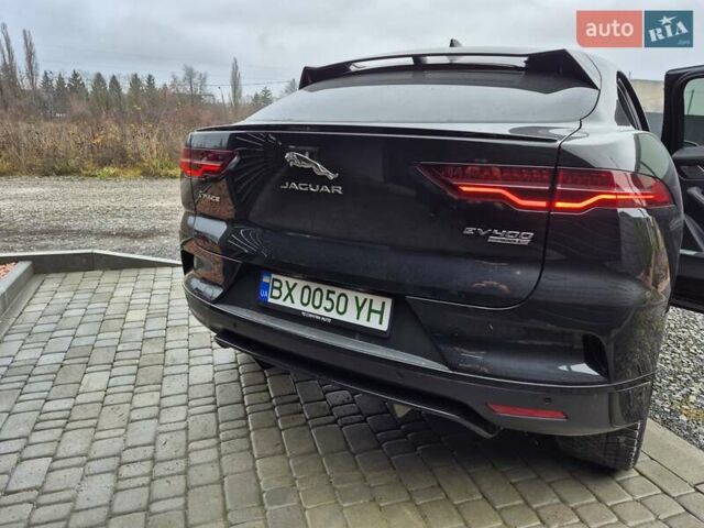 Черный Ягуар I-Pace, объемом двигателя 0 л и пробегом 115 тыс. км за 24800 $, фото 11 на Automoto.ua