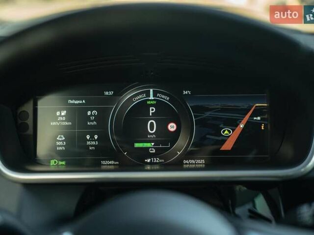 Черный Ягуар I-Pace, объемом двигателя 0 л и пробегом 102 тыс. км за 28900 $, фото 29 на Automoto.ua