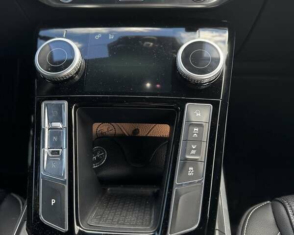 Черный Ягуар I-Pace, объемом двигателя 0 л и пробегом 190 тыс. км за 22500 $, фото 14 на Automoto.ua