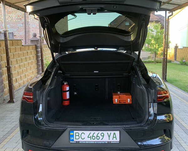 Чорний Ягуар I-Pace, об'ємом двигуна 0 л та пробігом 142 тис. км за 24000 $, фото 6 на Automoto.ua