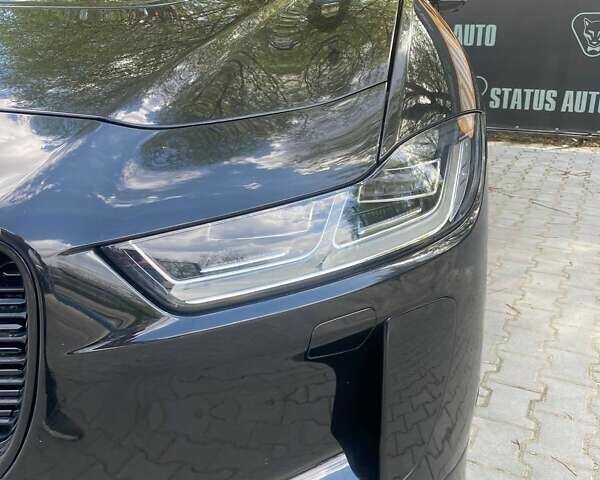 Чорний Ягуар I-Pace, об'ємом двигуна 0 л та пробігом 90 тис. км за 25800 $, фото 3 на Automoto.ua