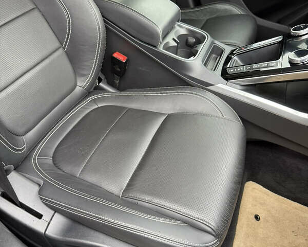 Черный Ягуар I-Pace, объемом двигателя 0 л и пробегом 88 тыс. км за 17900 $, фото 11 на Automoto.ua