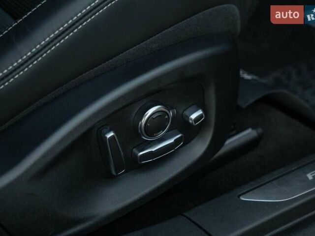 Черный Ягуар I-Pace, объемом двигателя 0 л и пробегом 102 тыс. км за 28900 $, фото 41 на Automoto.ua