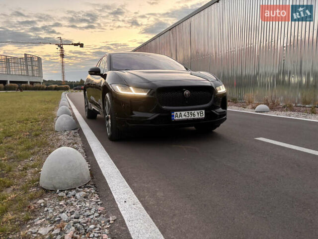 Черный Ягуар I-Pace, объемом двигателя 0 л и пробегом 77 тыс. км за 30000 $, фото 1 на Automoto.ua