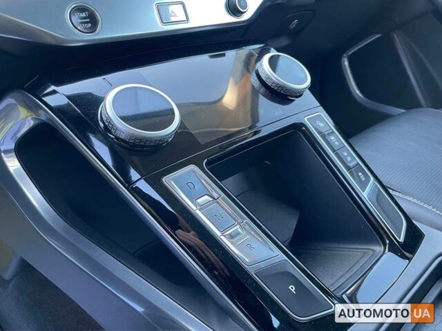 Черный Ягуар I-Pace, объемом двигателя 90 л и пробегом 121 тыс. км за 27100 $, фото 12 на Automoto.ua