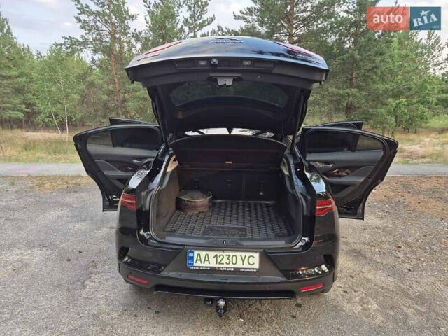 Черный Ягуар I-Pace, объемом двигателя 0 л и пробегом 123 тыс. км за 26500 $, фото 10 на Automoto.ua