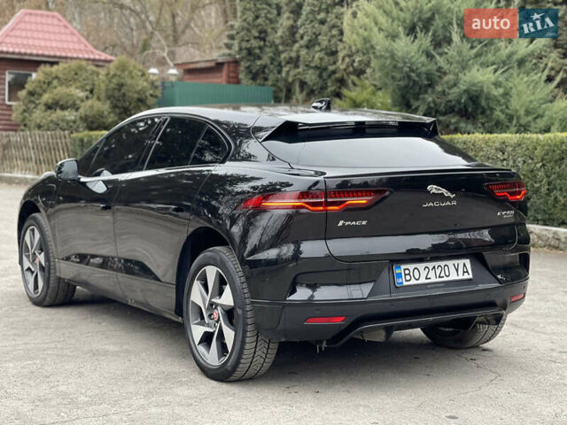 Черный Ягуар I-Pace, объемом двигателя 0 л и пробегом 110 тыс. км за 22600 $, фото 14 на Automoto.ua