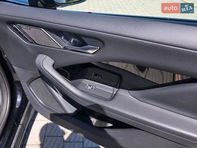 Черный Ягуар I-Pace, объемом двигателя 0 л и пробегом 158 тыс. км за 18499 $, фото 17 на Automoto.ua
