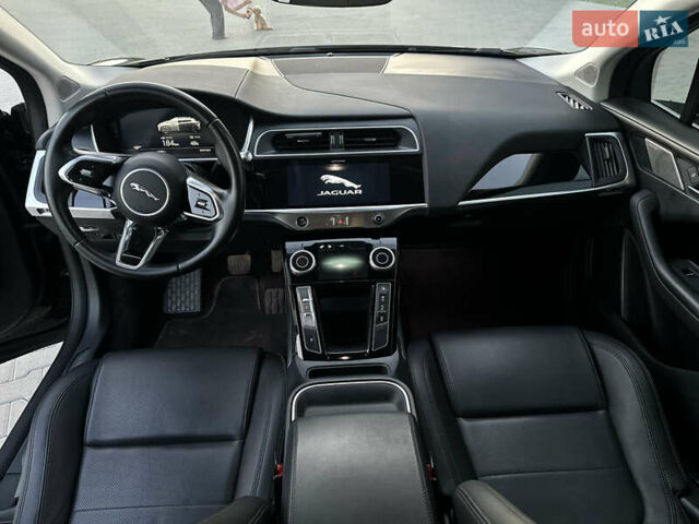 Черный Ягуар I-Pace, объемом двигателя 0 л и пробегом 138 тыс. км за 19999 $, фото 10 на Automoto.ua