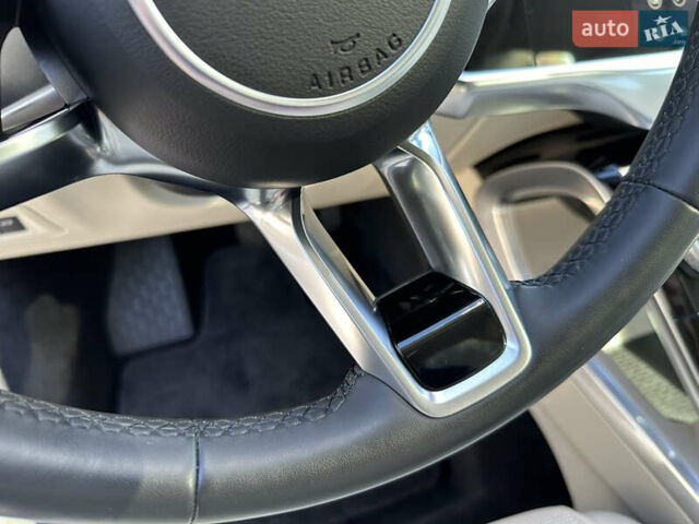 Черный Ягуар I-Pace, объемом двигателя 0 л и пробегом 175 тыс. км за 28900 $, фото 80 на Automoto.ua