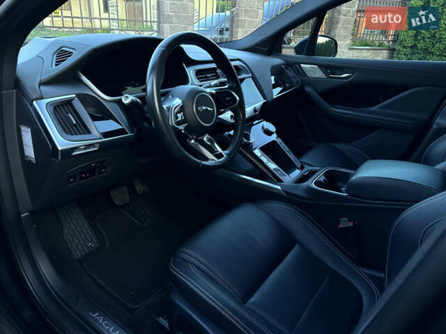 Черный Ягуар I-Pace, объемом двигателя 0 л и пробегом 177 тыс. км за 18900 $, фото 21 на Automoto.ua