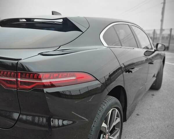 Черный Ягуар I-Pace, объемом двигателя 0 л и пробегом 179 тыс. км за 25500 $, фото 19 на Automoto.ua