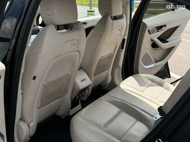 Черный Ягуар I-Pace, объемом двигателя 0 л и пробегом 112 тыс. км за 22890 $, фото 37 на Automoto.ua