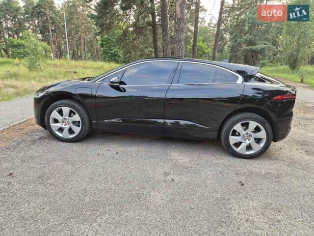 Черный Ягуар I-Pace, объемом двигателя 0 л и пробегом 123 тыс. км за 26500 $, фото 1 на Automoto.ua