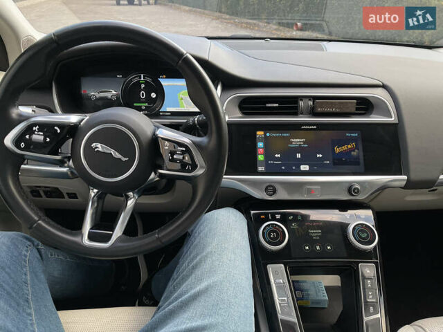 Черный Ягуар I-Pace, объемом двигателя 0 л и пробегом 110 тыс. км за 22600 $, фото 43 на Automoto.ua