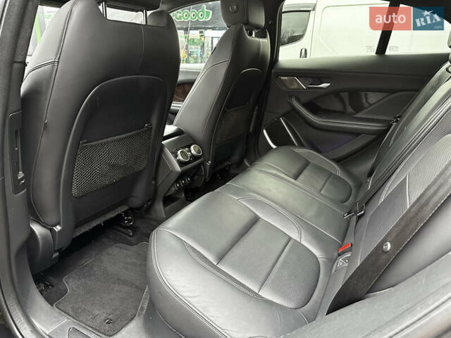 Черный Ягуар I-Pace, объемом двигателя 0 л и пробегом 105 тыс. км за 28500 $, фото 12 на Automoto.ua