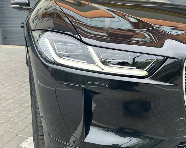 Черный Ягуар I-Pace, объемом двигателя 0 л и пробегом 188 тыс. км за 17500 $, фото 15 на Automoto.ua