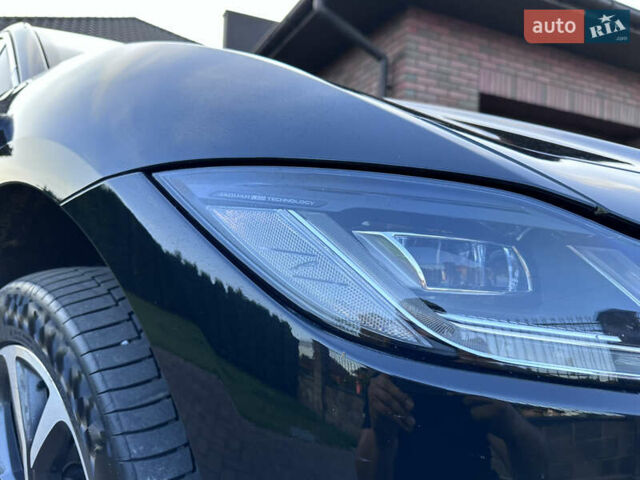 Черный Ягуар I-Pace, объемом двигателя 0 л и пробегом 177 тыс. км за 18900 $, фото 7 на Automoto.ua
