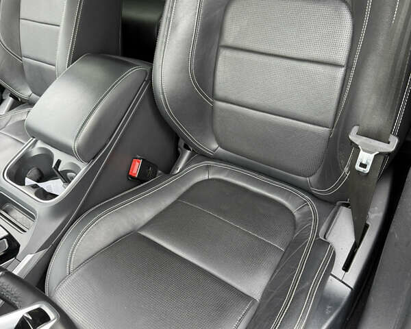 Черный Ягуар I-Pace, объемом двигателя 0 л и пробегом 88 тыс. км за 17900 $, фото 10 на Automoto.ua