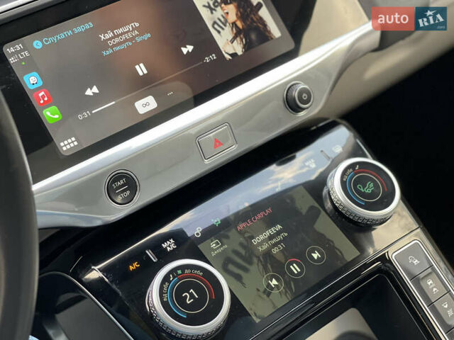 Черный Ягуар I-Pace, объемом двигателя 0 л и пробегом 110 тыс. км за 22600 $, фото 48 на Automoto.ua